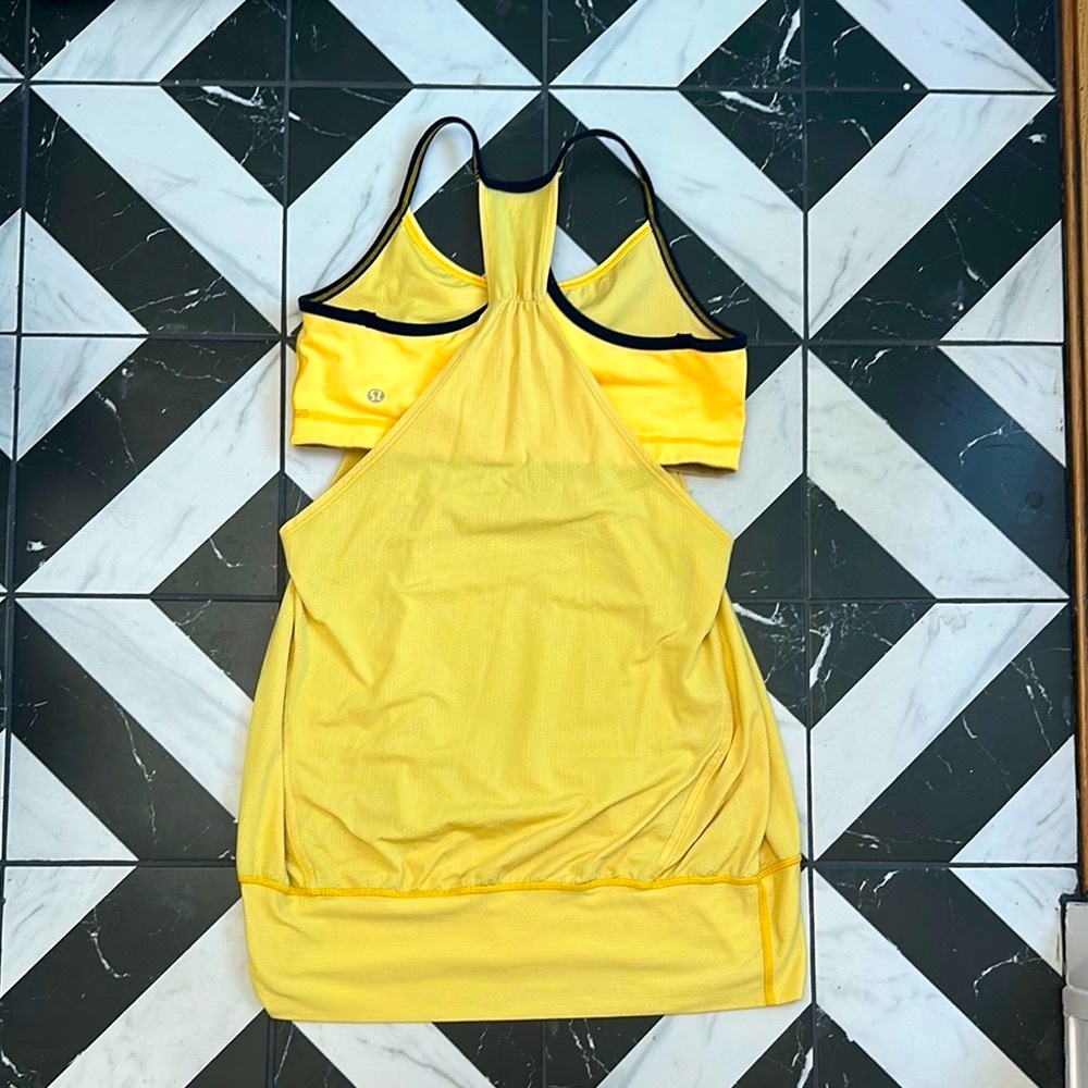Lululemon Athletica Yellow Navy Tank Top Built in Bra Size 8